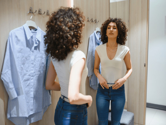 You dress in…