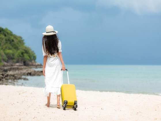 When you go on vacation, when do people find out