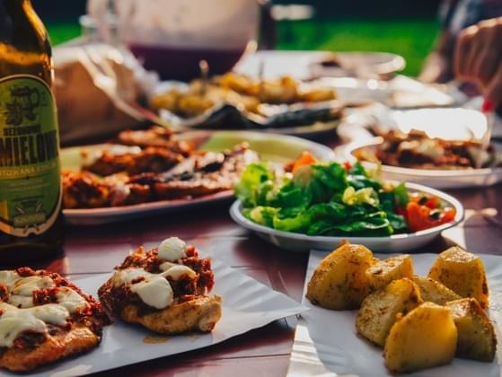 Choose some bar food: