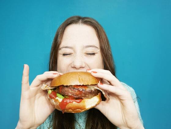 Are you a messy eater or a neat eater?